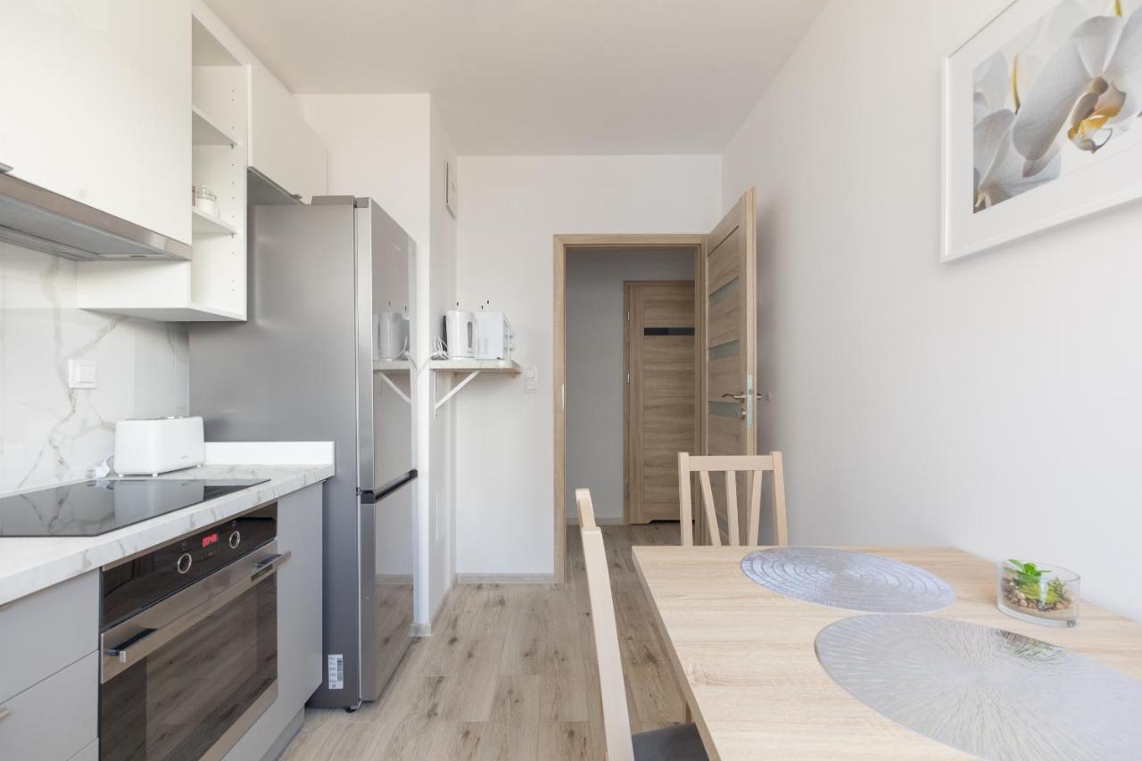 Metro Targowek Homely Apartment 바르샤바 외부 사진