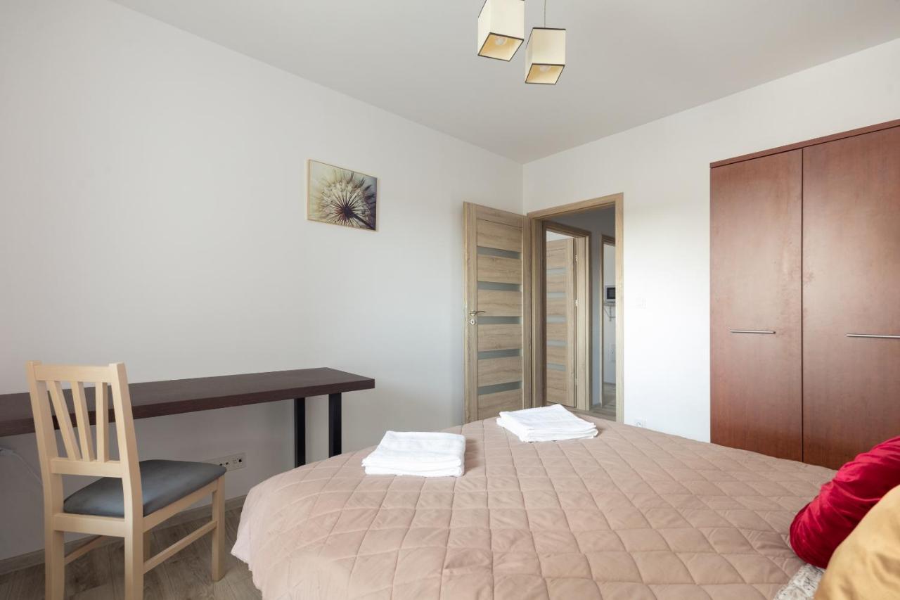 Metro Targowek Homely Apartment 바르샤바 외부 사진